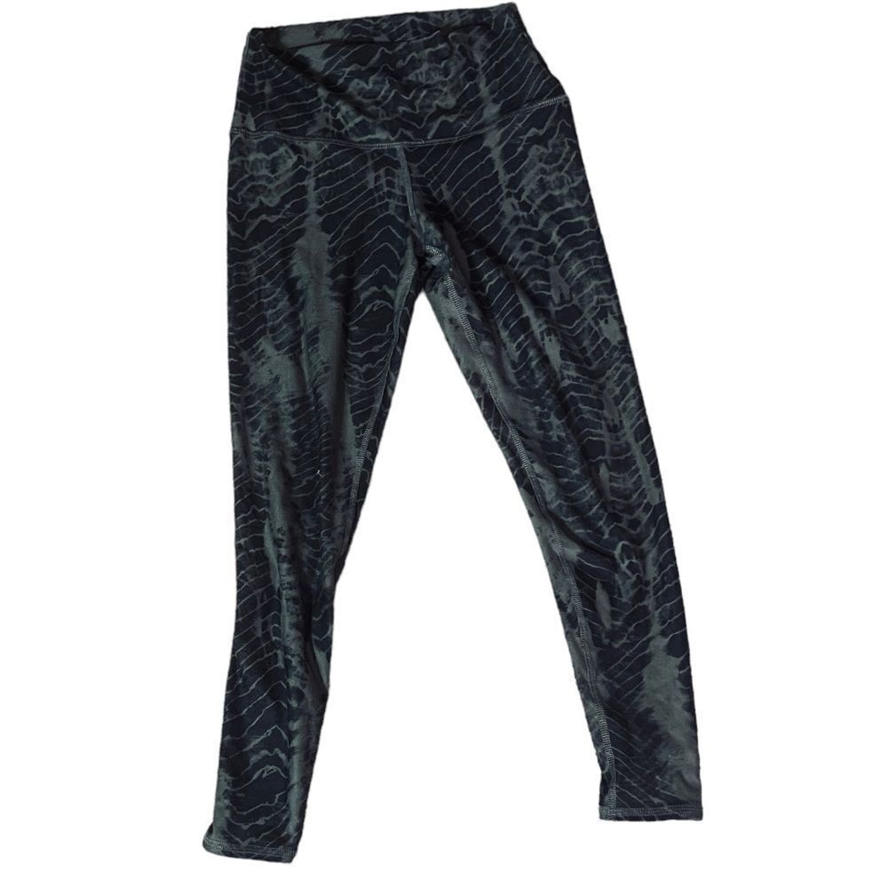 EVOLUTION AND CREATION THE BRIANNA LEGGING. SMALL.